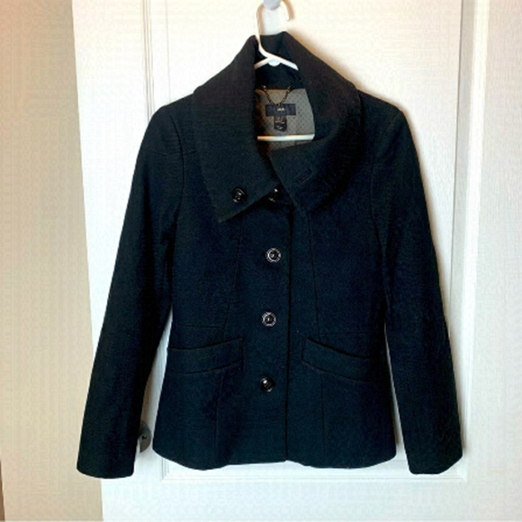 Jackets & Blazers - H&w Black Pea Coat
